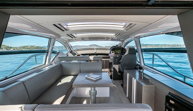 VENOM yacht for sale 10