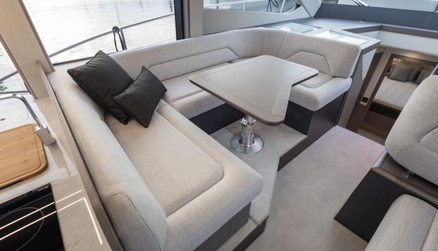 GN480FLY yacht for sale 22