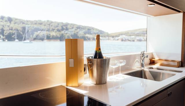 CHASE yacht for sale 13