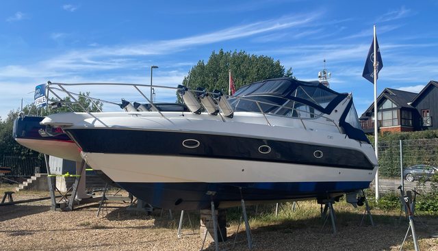 Gin Trap yacht for sale 3