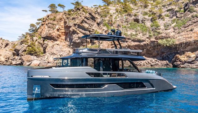 Explorer 62 yacht for sale 17