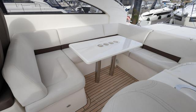 Silver Breeze yacht for sale 43