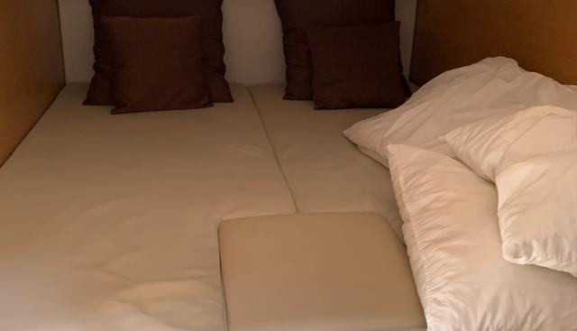 Sunrise I yacht for sale 19