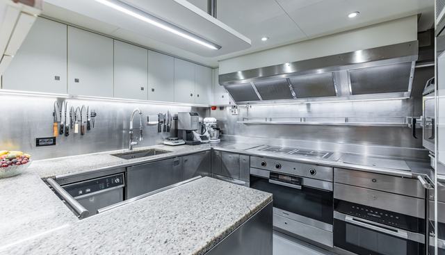 BELONGERS yacht for sale 59