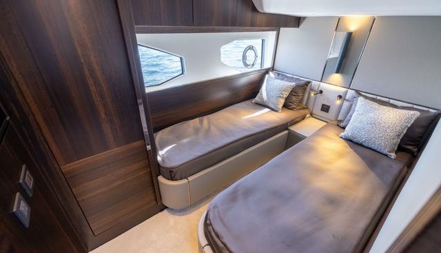 noname yacht for sale 32