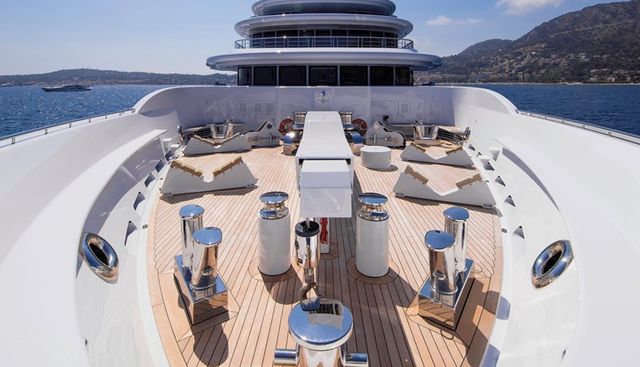 LUNA yacht for sale 8