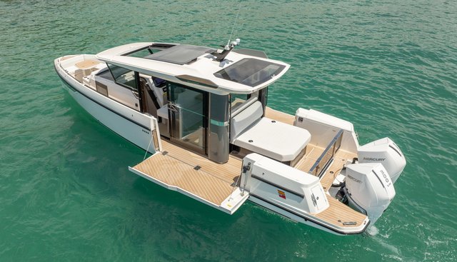 340GTWA-179 yacht for sale 15