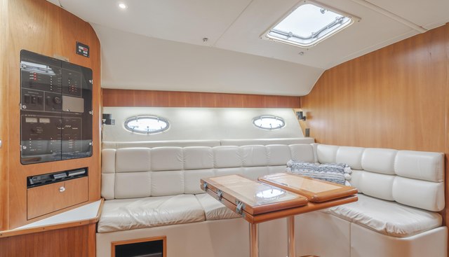 HALF DOZEN yacht for sale 25