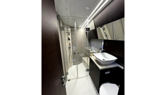 noname yacht for sale 32