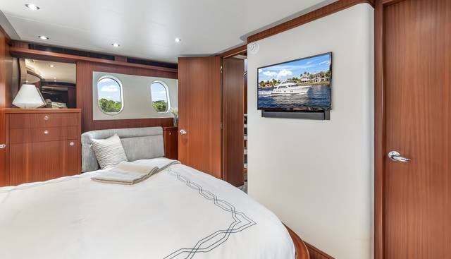 BRAVO yacht for sale 39