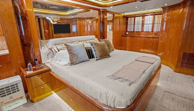 EL MIRAR II yacht for sale 13
