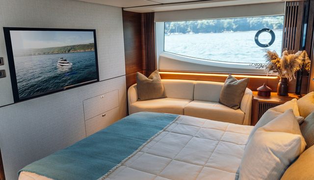 CHASE yacht for sale 22