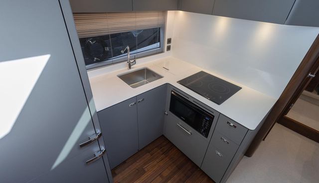 Pristine Princess yacht for sale 35