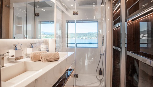 Eden yacht for sale 9