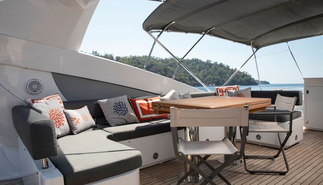SPACE ODDITY yacht for sale 13