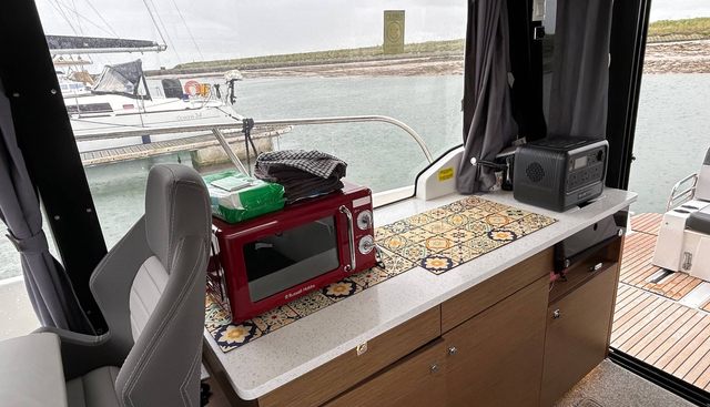 noname yacht for sale 18