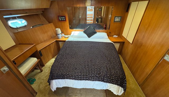 Top Toy yacht for sale 38