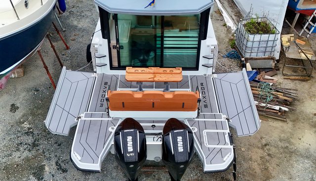 GEE WHIZZ yacht for sale 9