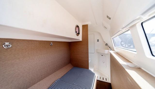 V & A yacht for sale 34