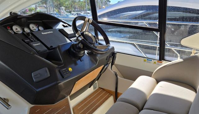 noname yacht for sale 10
