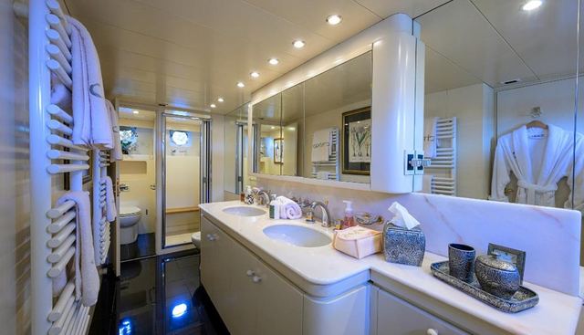Cipango yacht for sale 13