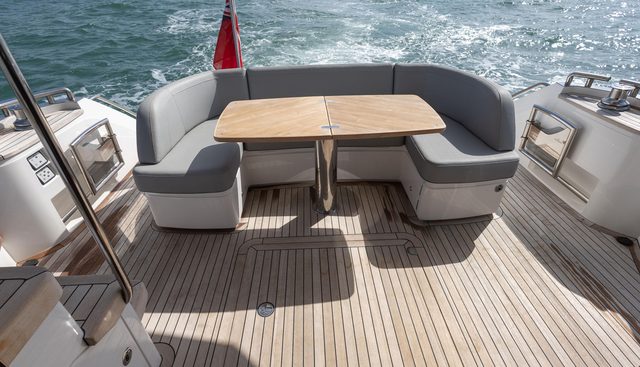 Viva yacht for sale 25