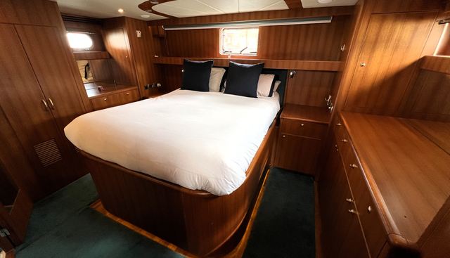 noname yacht for sale 12