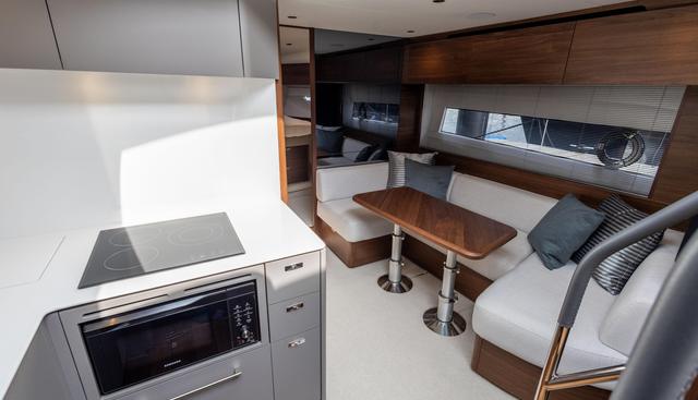 V50941 yacht for sale 17