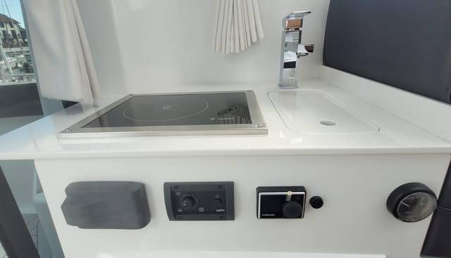 noname yacht for sale 28