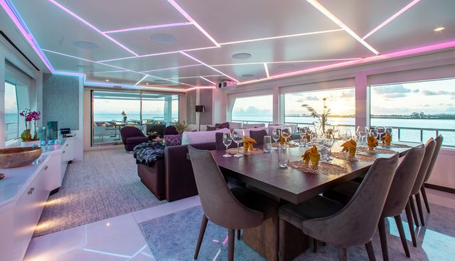 Curfew II yacht for sale 10