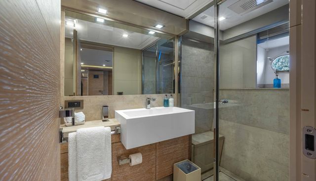CENTURION yacht for sale 23