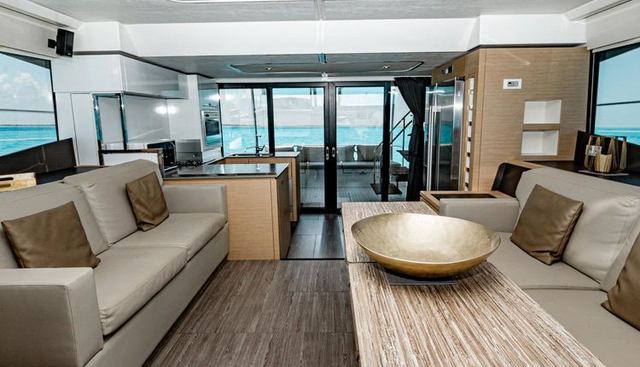 Libert'e yacht for sale 24