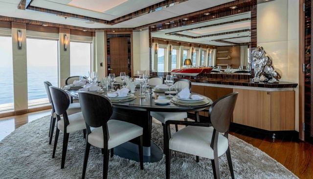 PALMER JOHNSON 150 yacht for sale 25