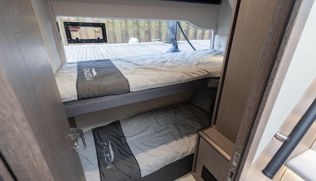 GN480FLY yacht for sale 33