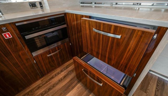 MISS SIP yacht for sale 23