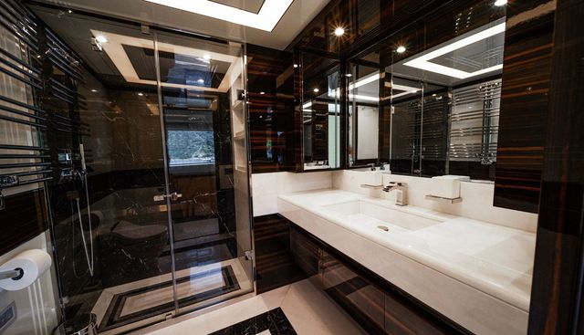 AFINA yacht for sale 27