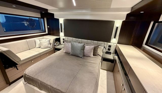 KNOT NAUTI yacht for sale 34