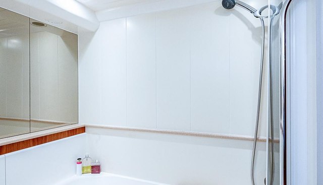 OCTOBER PRINCESS yacht for sale 54