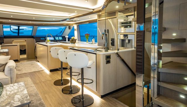 AQUILA 70 yacht for sale 39