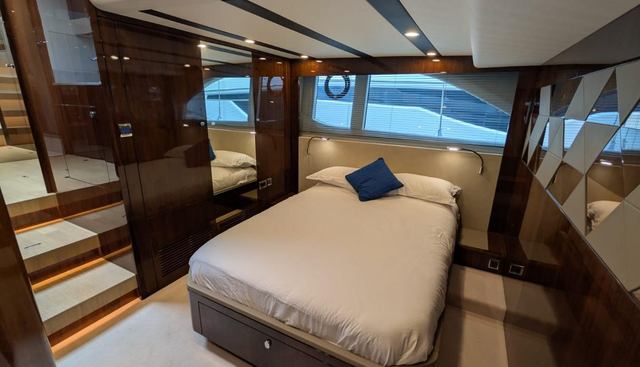 Tender Garage & Hi/Lo Swimplatform yacht for sale 50