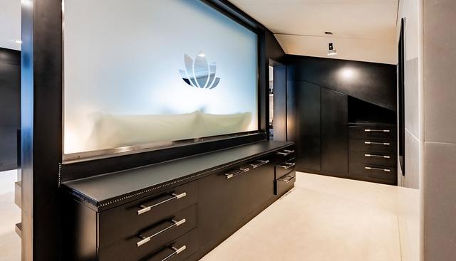 Lotus yacht for sale 13