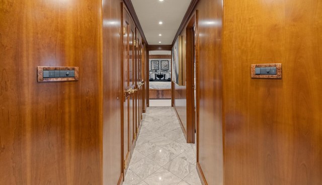 noname yacht for sale 42