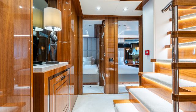 ALADDIN yacht for sale 40