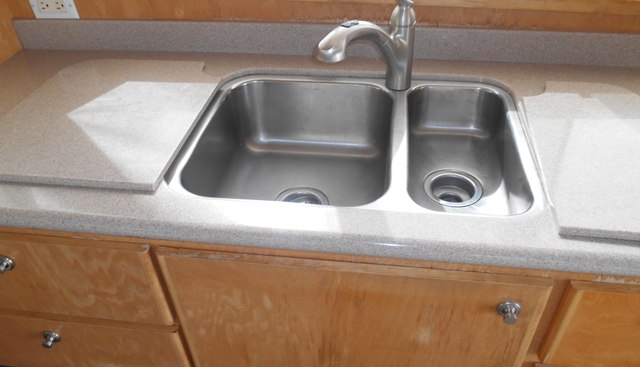 Lucky yacht for sale 25