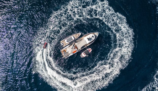 SHADOW yacht for sale 24