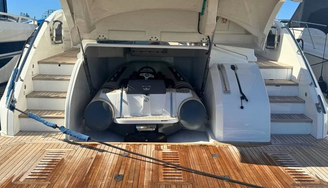 B III yacht for sale 4