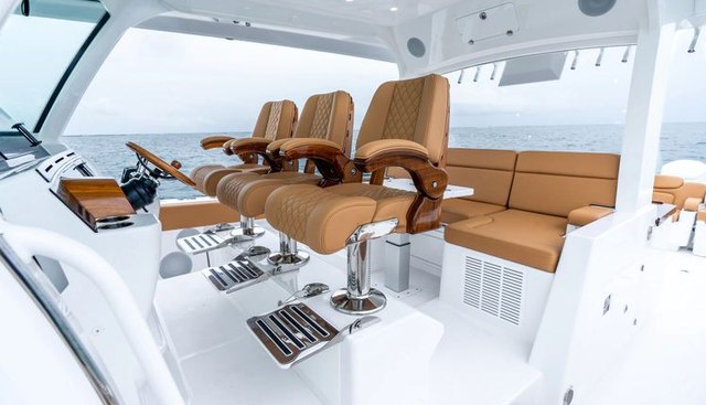 DEALER DEMO yacht for sale 24