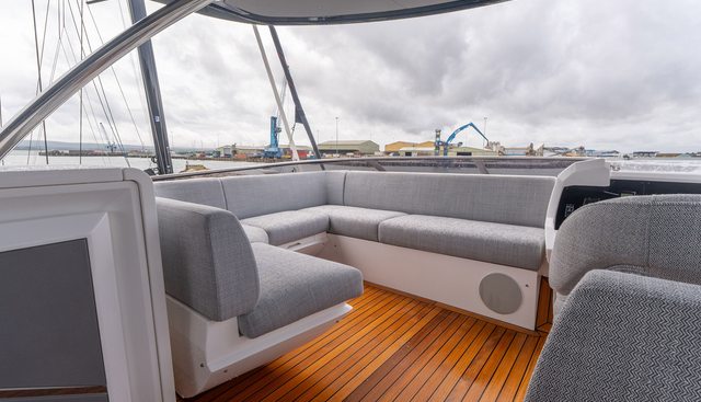 5322488 yacht for sale 12