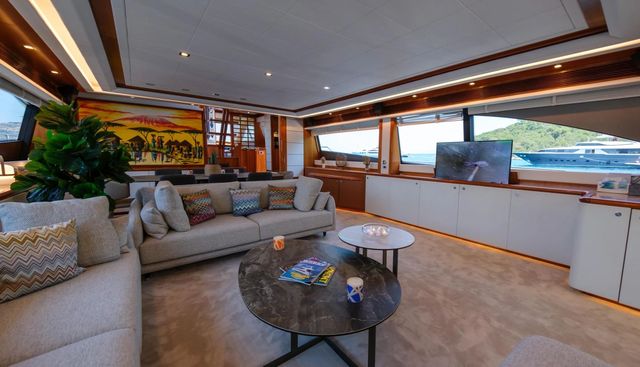 DAYDREAM2 yacht for sale 2