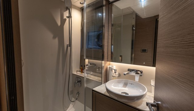 Nisi Nunc yacht for sale 32